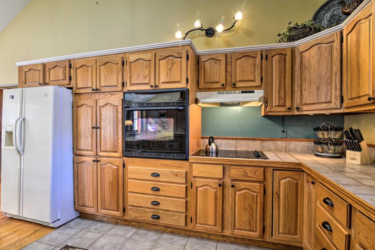 Private Family Home With Deck, Porch And Forest Views! McComas Beach Exterior foto